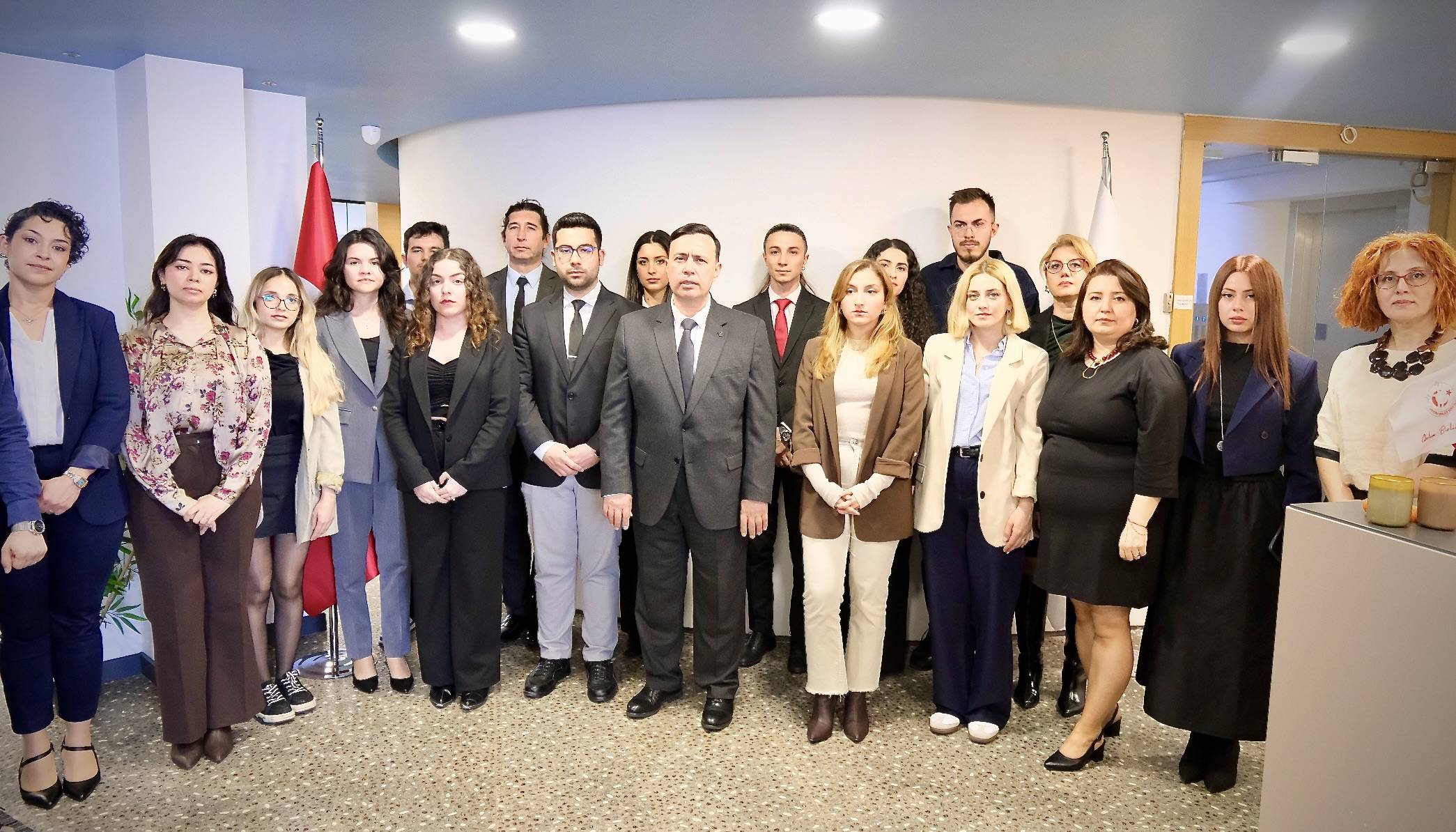 Şiddet Artık Sınır Tanımıyor: Okullardan Hastanelere